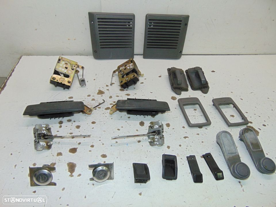 Peugeot 205 vários - 7