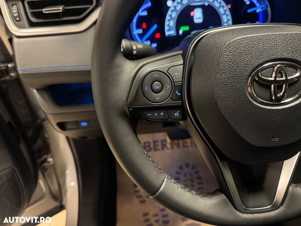 Toyota RAV4 2.5 4x4 Hybrid Black Edition - 16