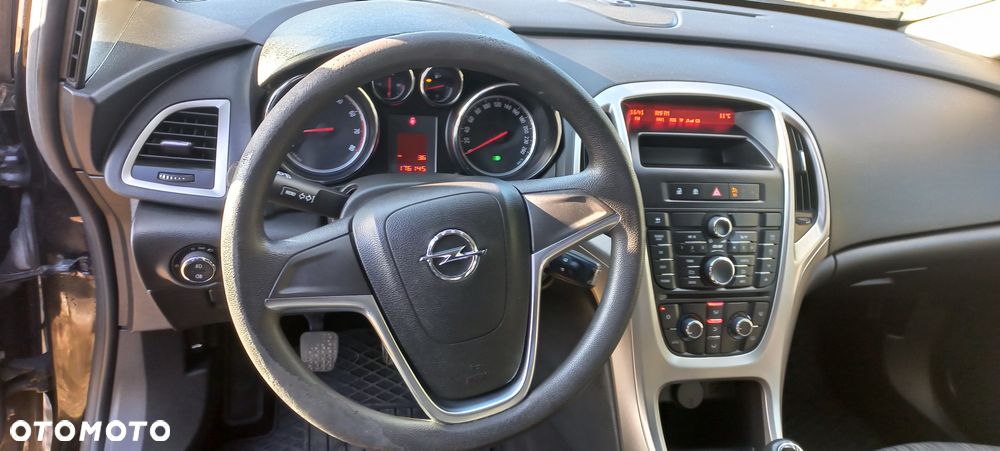 Opel Astra - 10