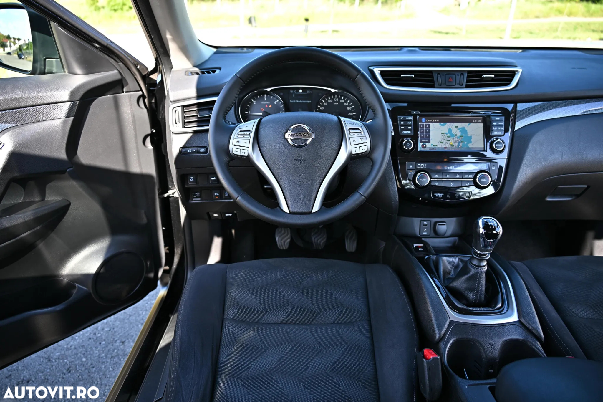 Nissan X-Trail 1.6 dCi Tekna - 25