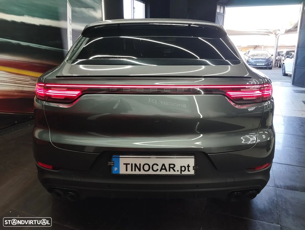 Porsche Cayenne Coupé E-Hybrid - 6