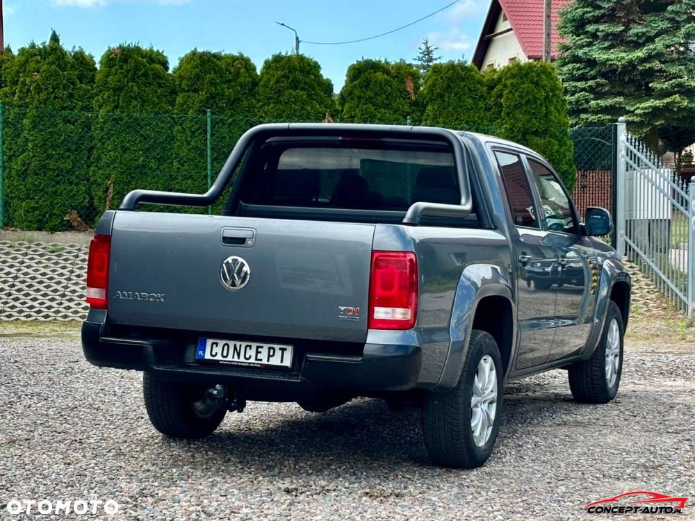 Volkswagen Amarok - 12