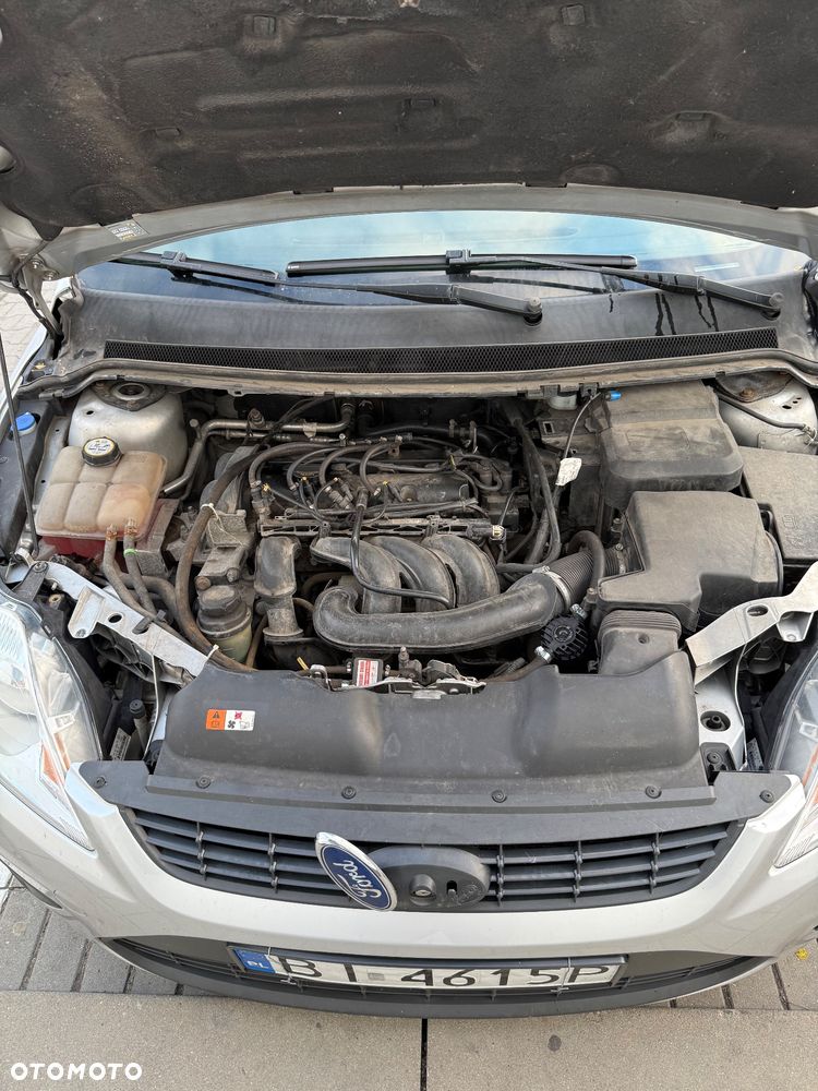 Ford Focus 1.6 Ambiente EU5 - 11