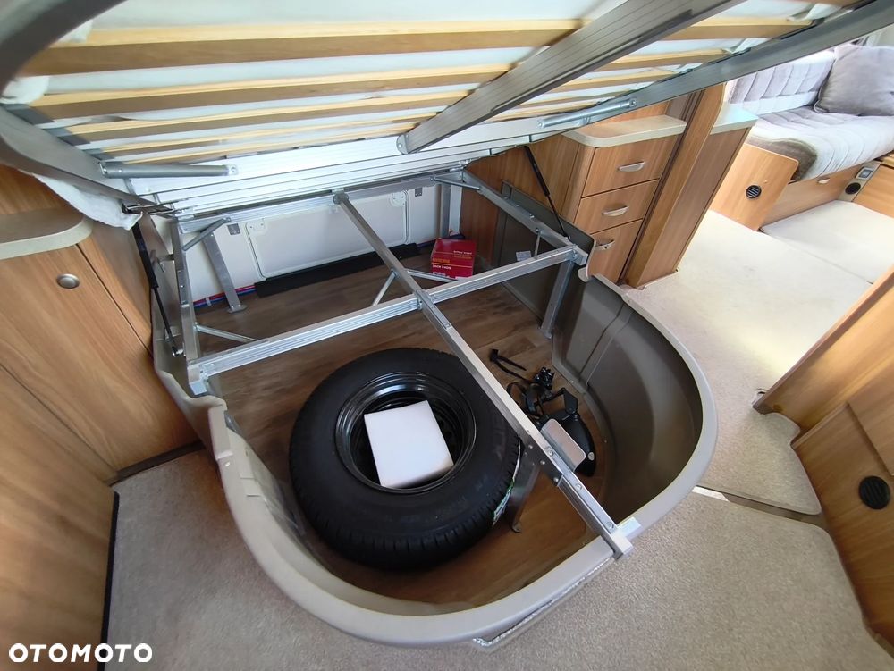 SWIFT CORNICHE 20/4 - 29