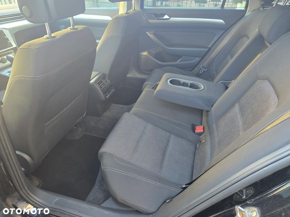 Volkswagen Passat 1.8 TSI BMT Comfortline DSG - 9