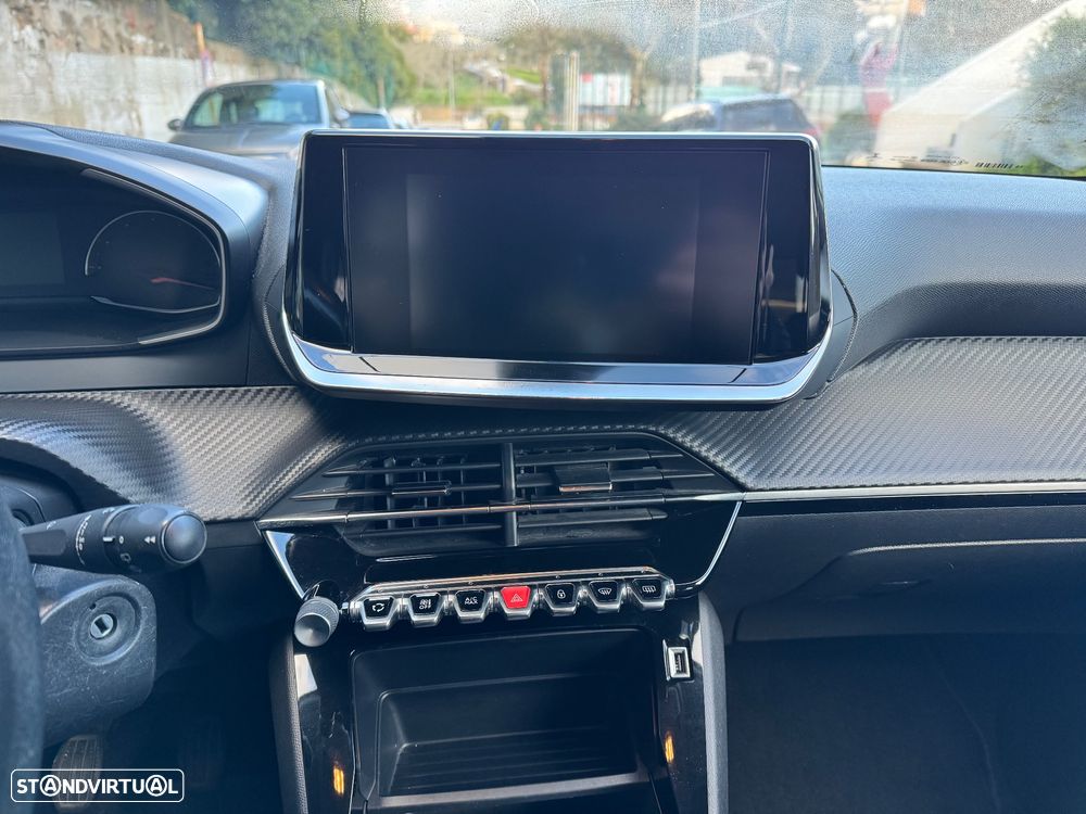 Peugeot 208 1.2 PureTech Active - 10