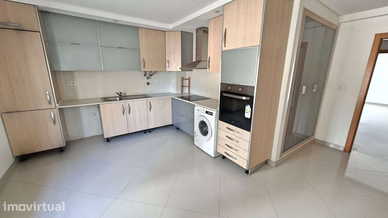 Apartamento T4  com 160m2 com arrecadação no Pinhal Novo. - Grande imagem: 4/17