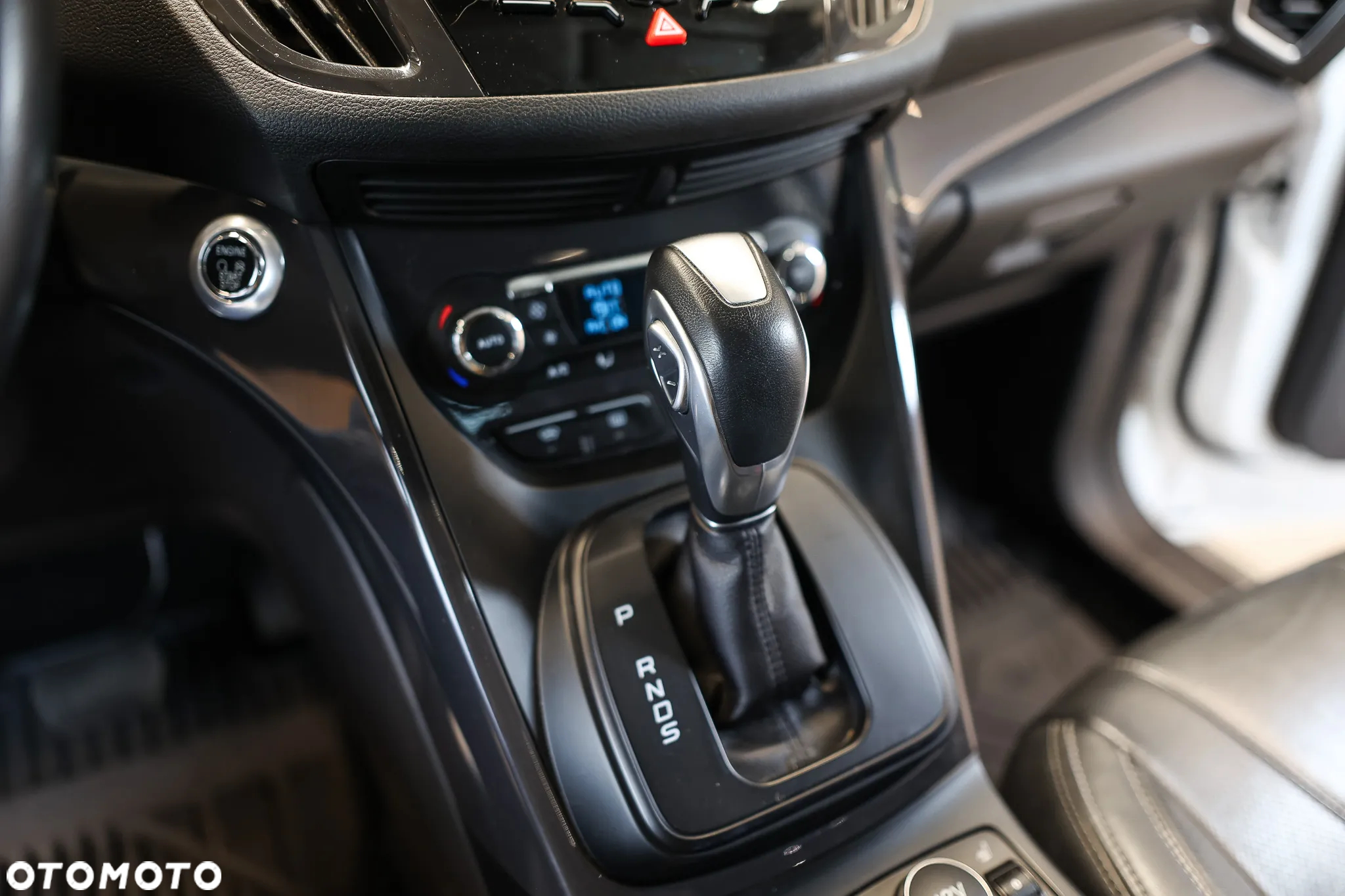 Ford Kuga 1.5 EcoBoost 4WD Titanium - 23