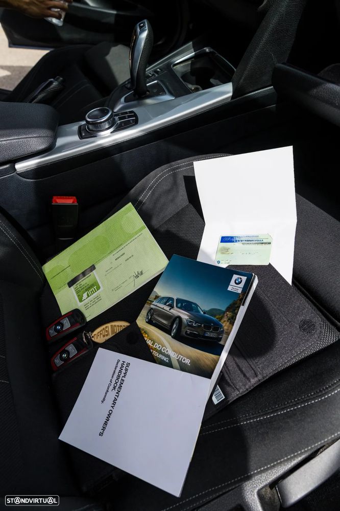 BMW 318 d Touring Line Sport Auto - 23