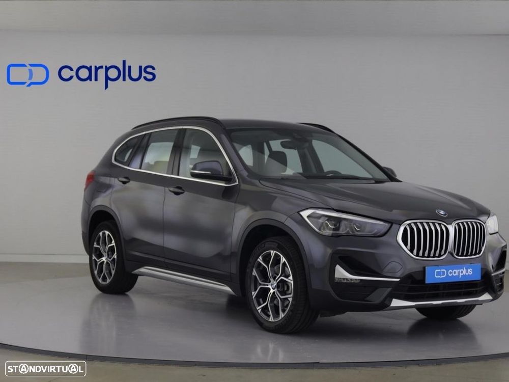 BMW X1 16 d sDrive Advantage Auto — fotografia 2