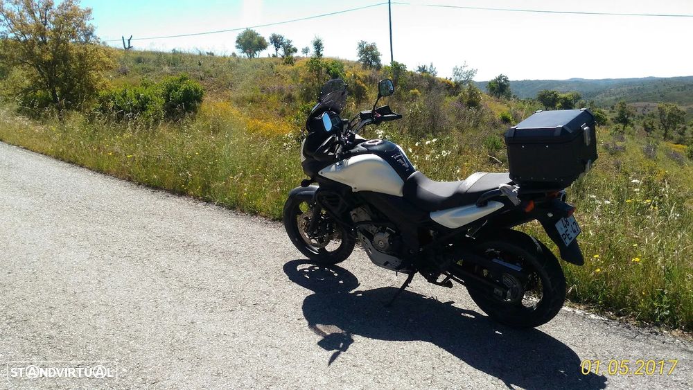 Suzuki DL dl 650 v strom - 1