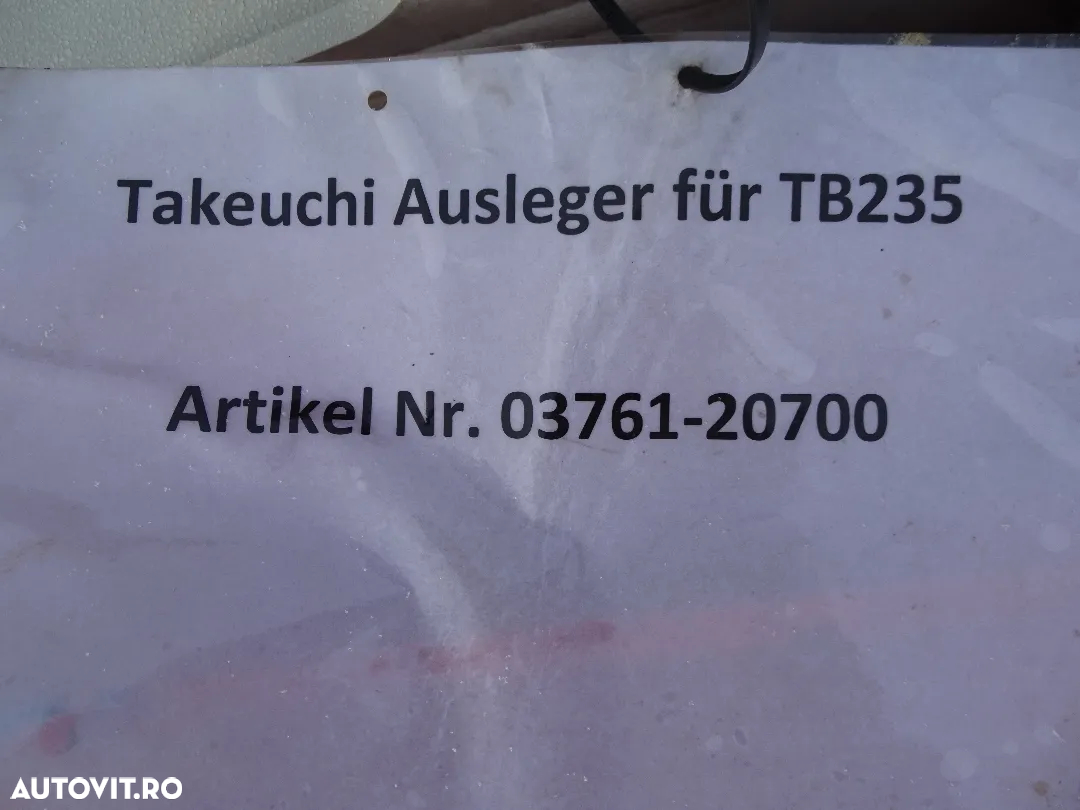 Takeuchi TB 235 , antebrat - 3