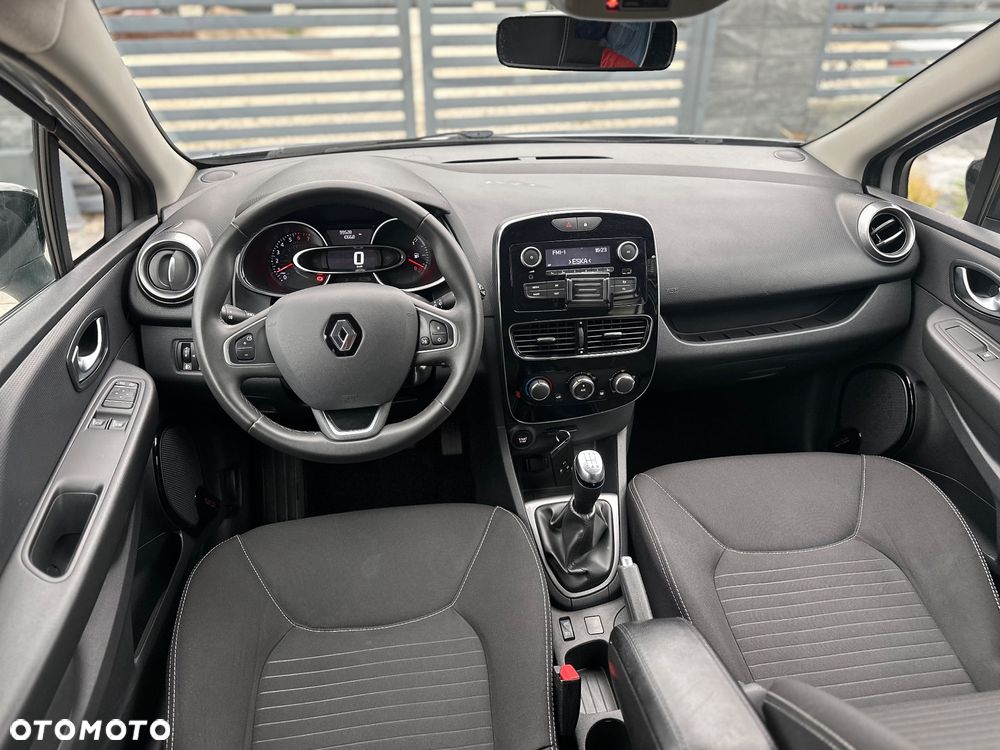 Renault Clio 1.2 16V 75 LIMITED 2018 - 25