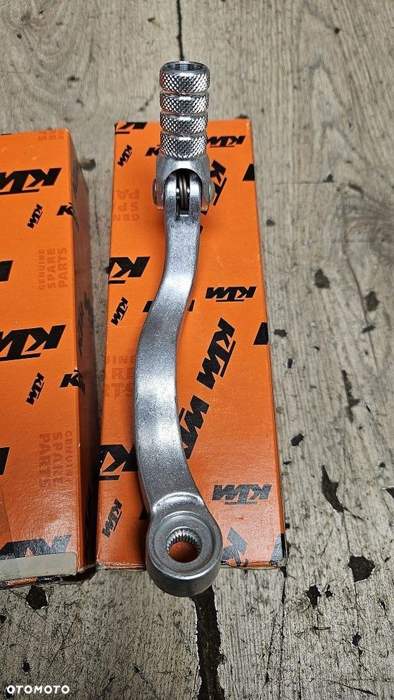 Dźwignia zmiany biegów KTM 125 200 250 300 380  54834031000 - 4
