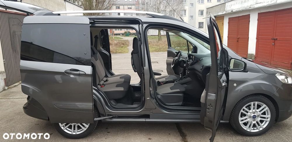 Ford Tourneo Courier - 4