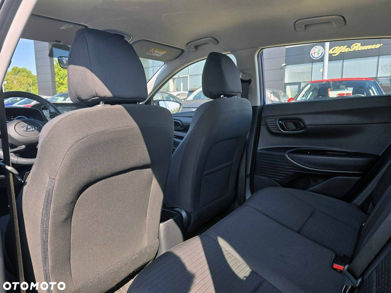 Hyundai i20 - 18