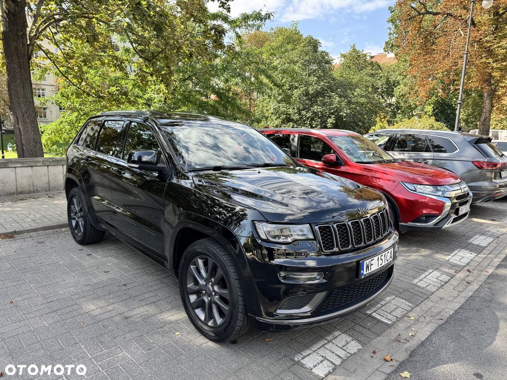 Jeep Grand Cherokee - 1