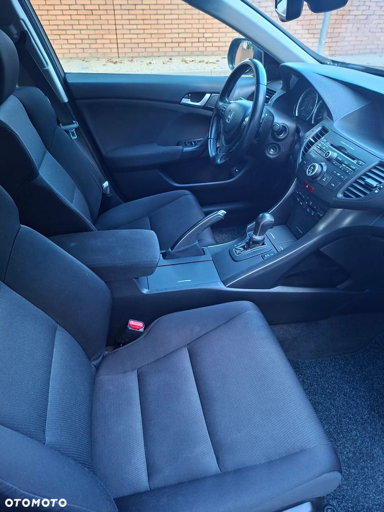 Honda Accord 2.0 Lifestyle - 14