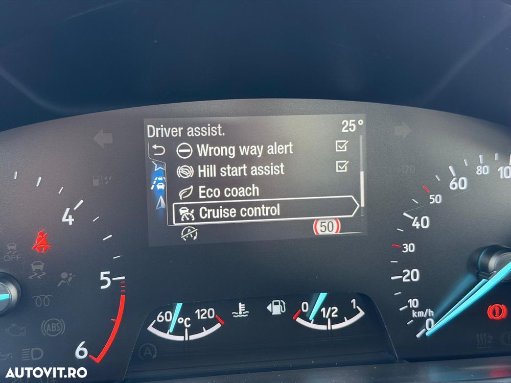 Ford Focus 2.0 EcoBlue Titanium - 29