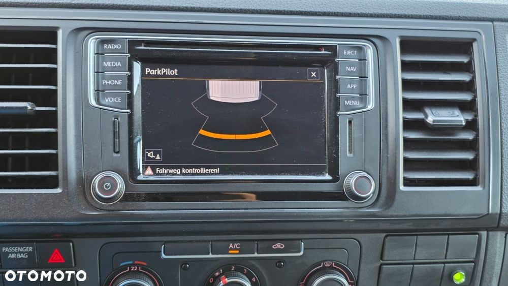 Volkswagen T6 warsztat - 26