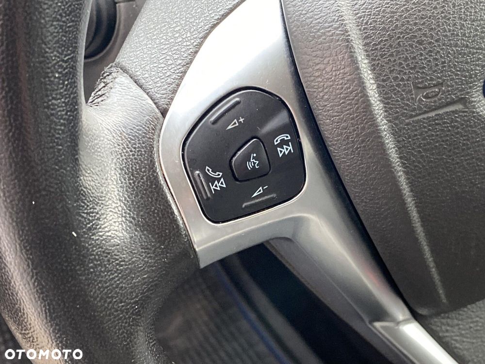 Ford Tourneo Courier - 11