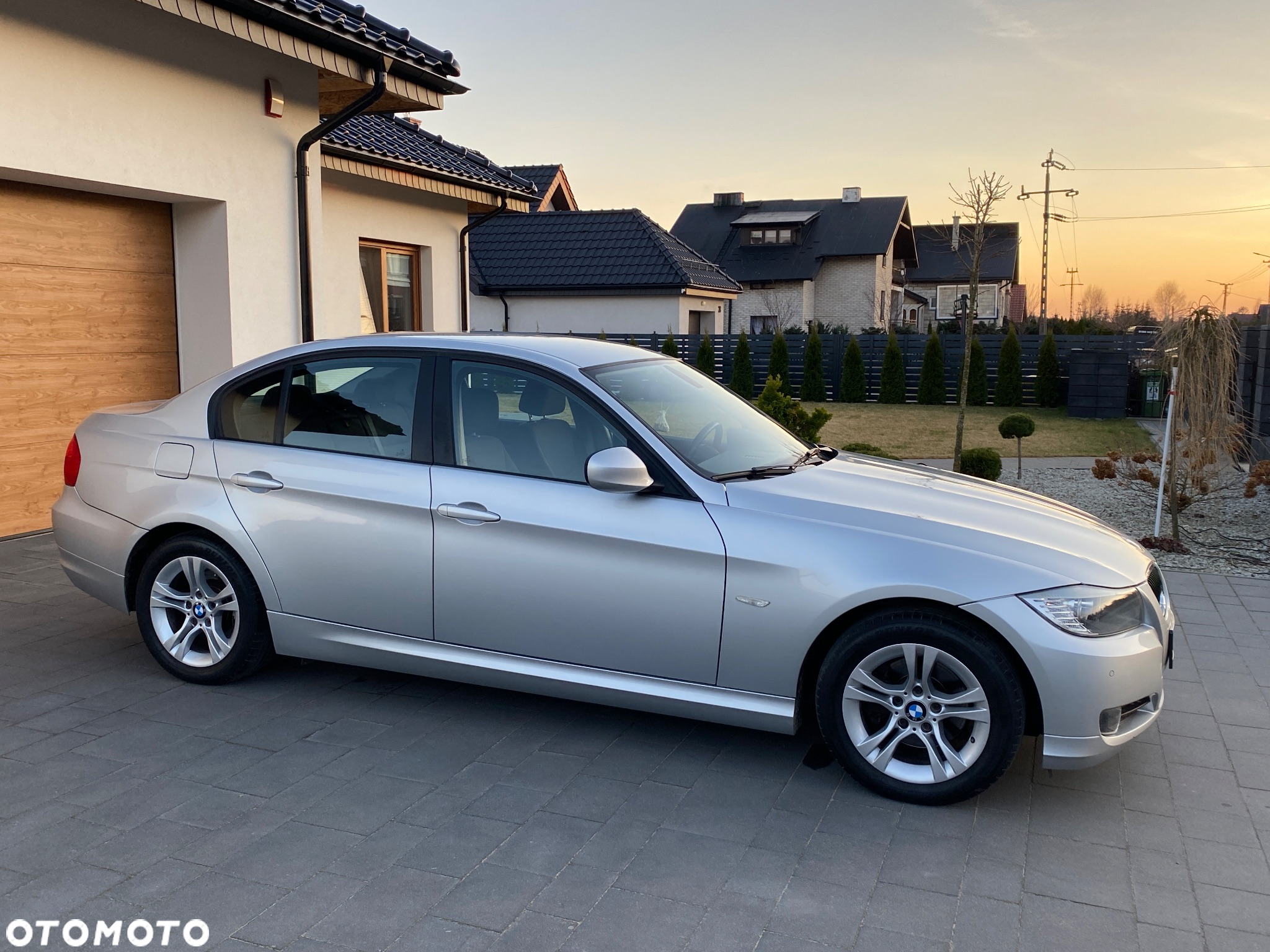 BMW Seria 3 318i Edition Sport - 5