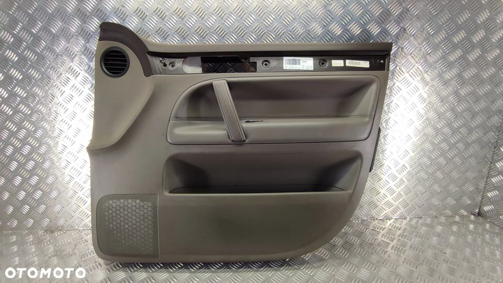 VW TOUAREG 7L 03-09R TAPICERKA BOCZEK DRZWI PRZOD PRAWY PASAZERA LATTE MACCHIATO 7L6867012 EK