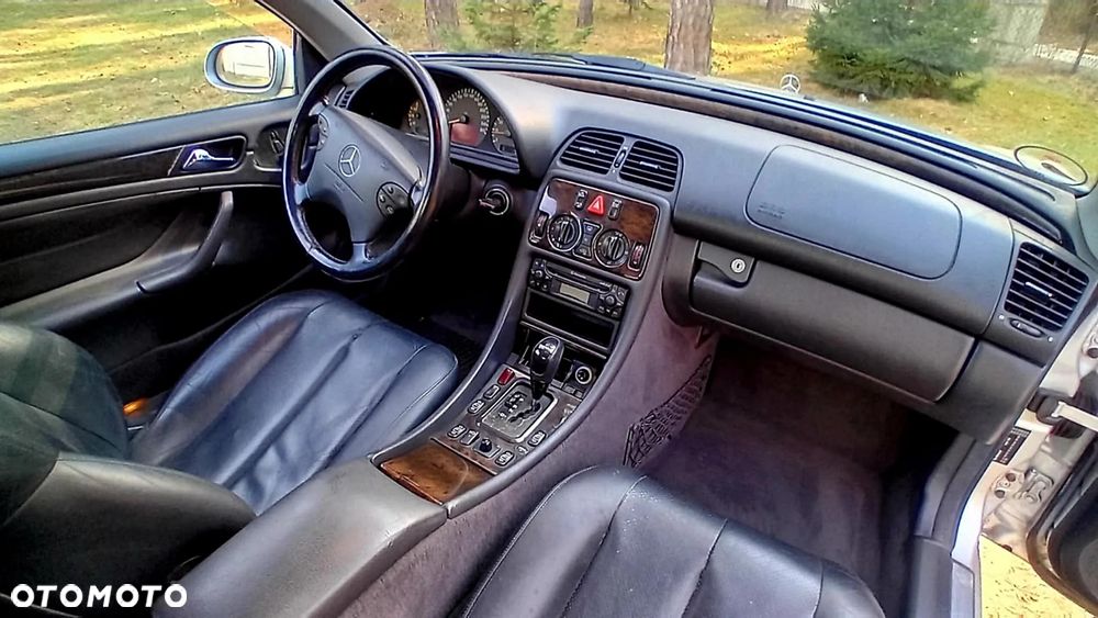 Mercedes-Benz CLK - 20