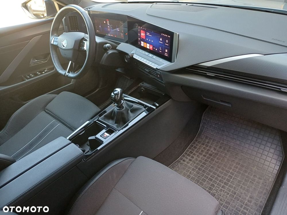 Opel Astra 1.2 T GS S&S - 13
