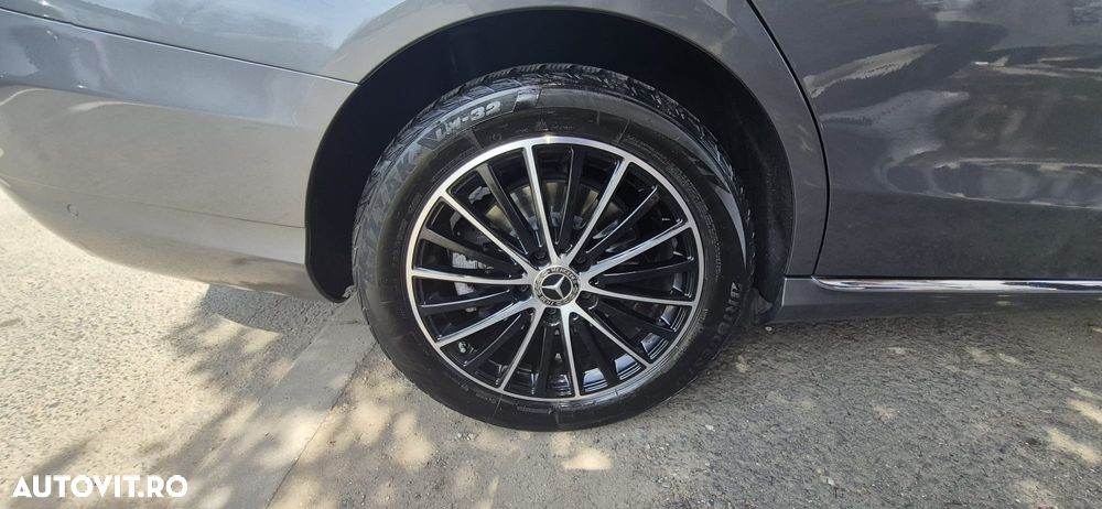 Mercedes-Benz C - 19