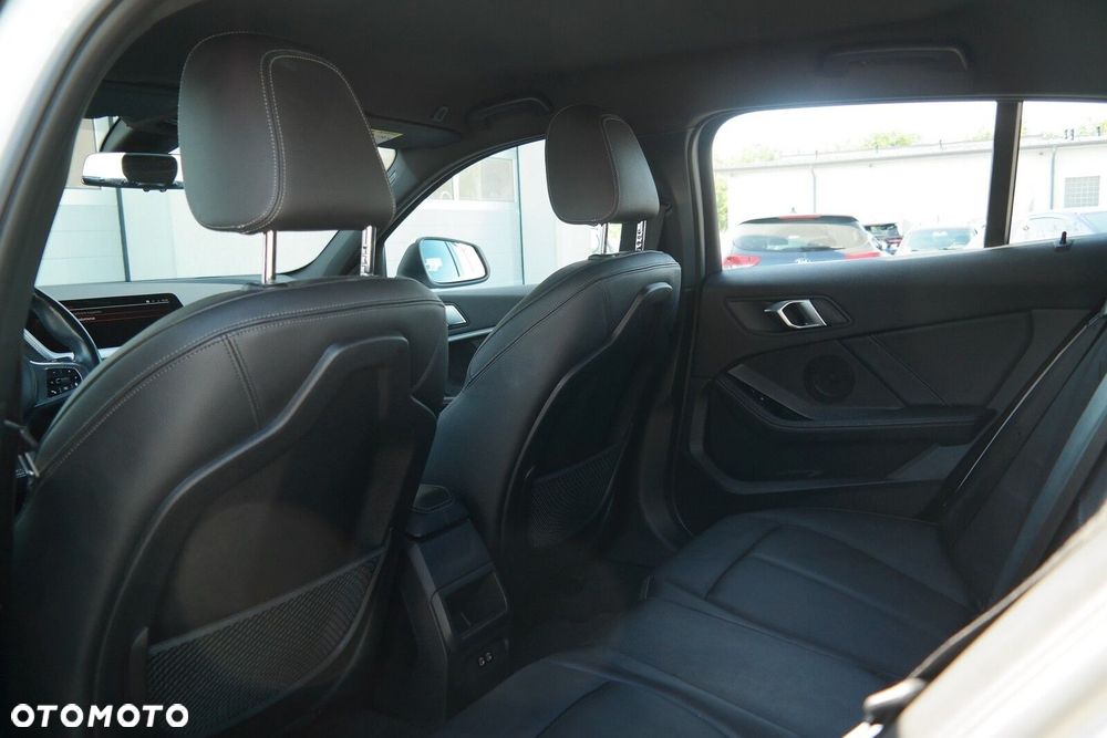 BMW Seria 1 - 16