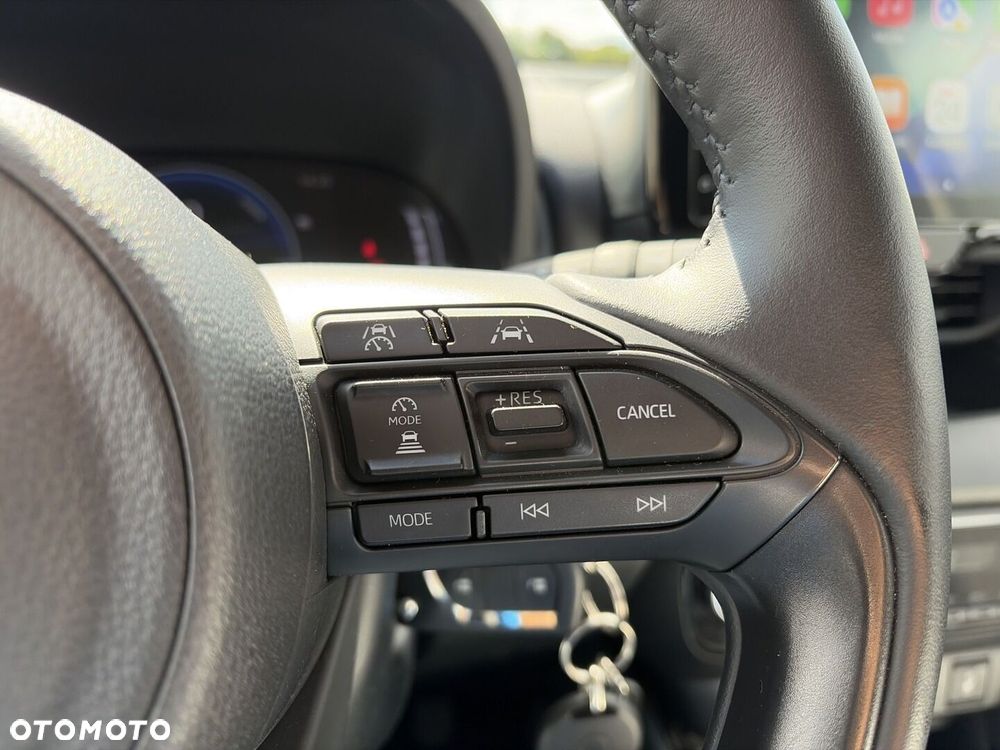 Toyota Yaris Hybrid 1.5 Style - 28