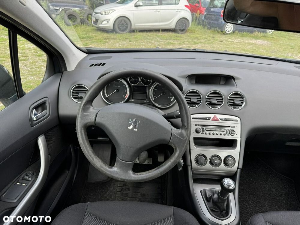Peugeot 308 95 VTi Tendance - 27