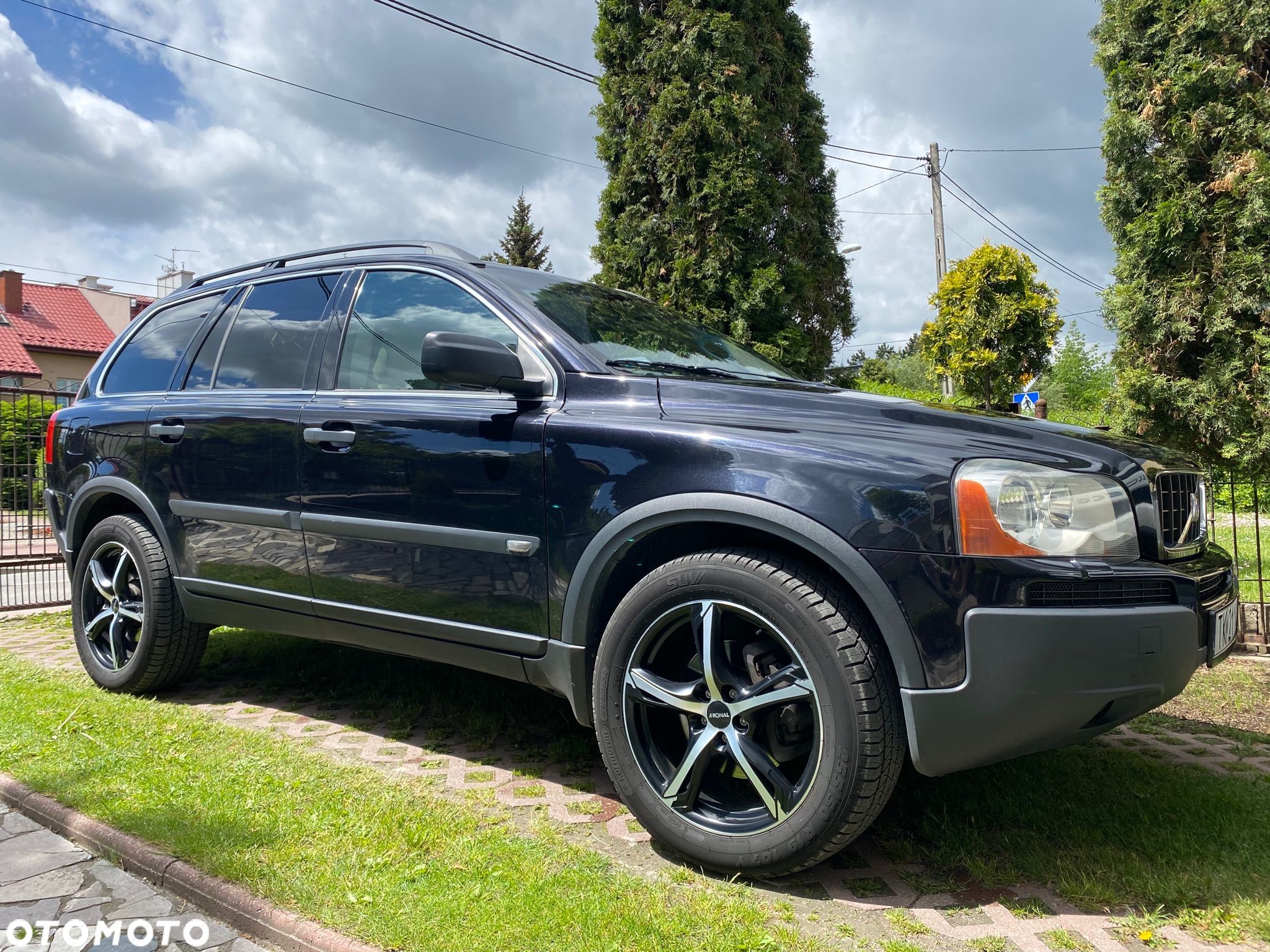 Volvo XC 90 - 1