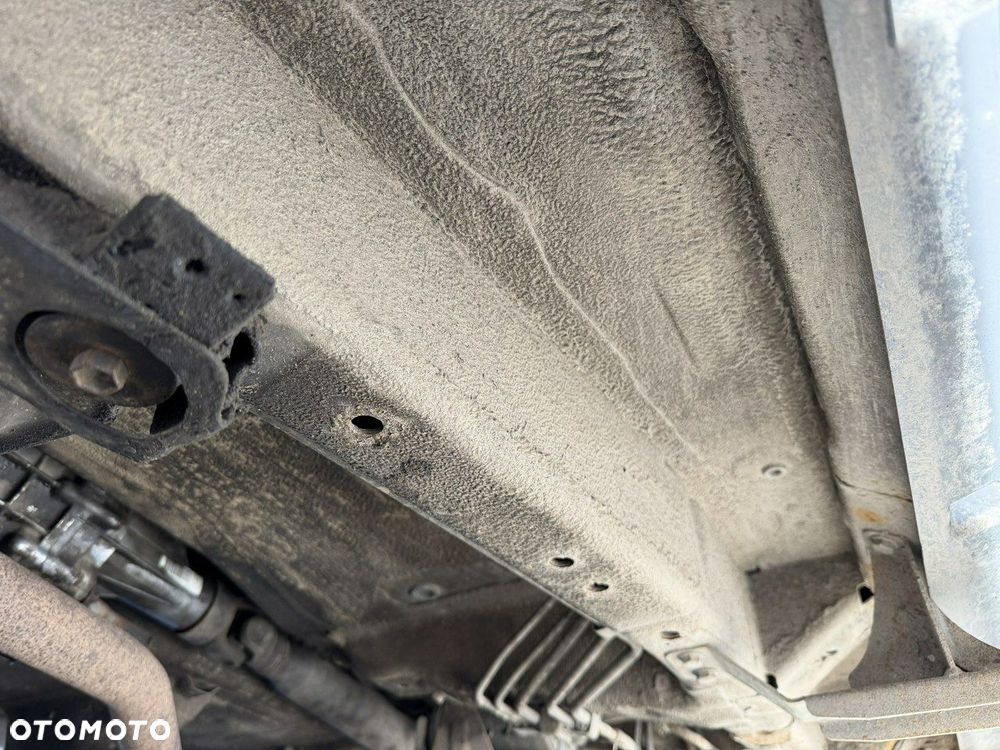 Suzuki Grand Vitara - 17