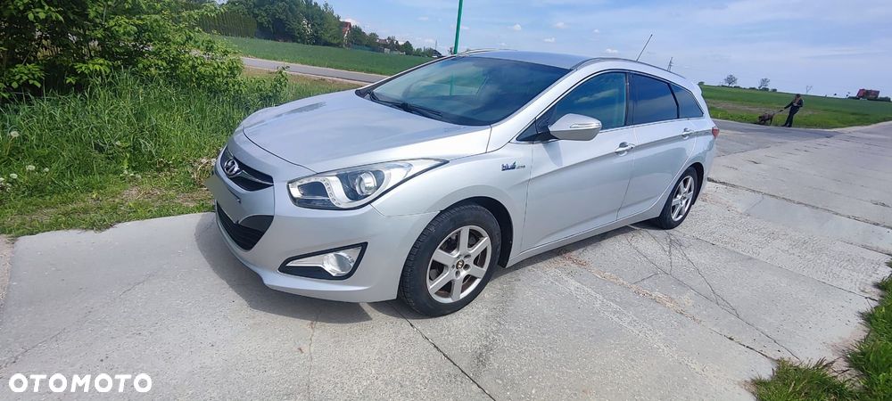 Hyundai i40 Kombi blue 1.7 CRDi Classic - 11