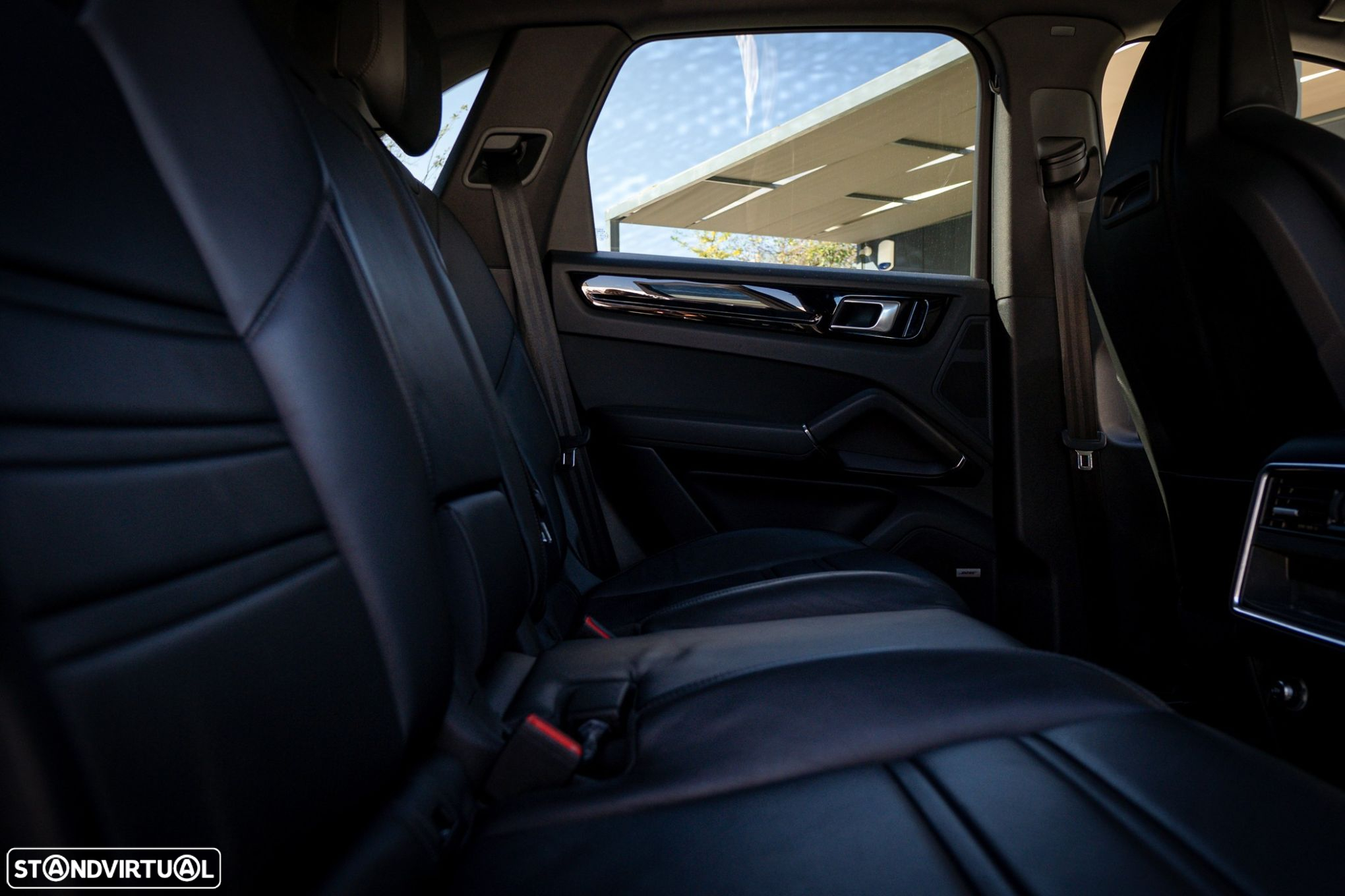 Porsche Cayenne Platinum Edition - 40