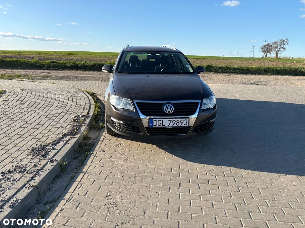 Volkswagen Passat 1.6 - 13