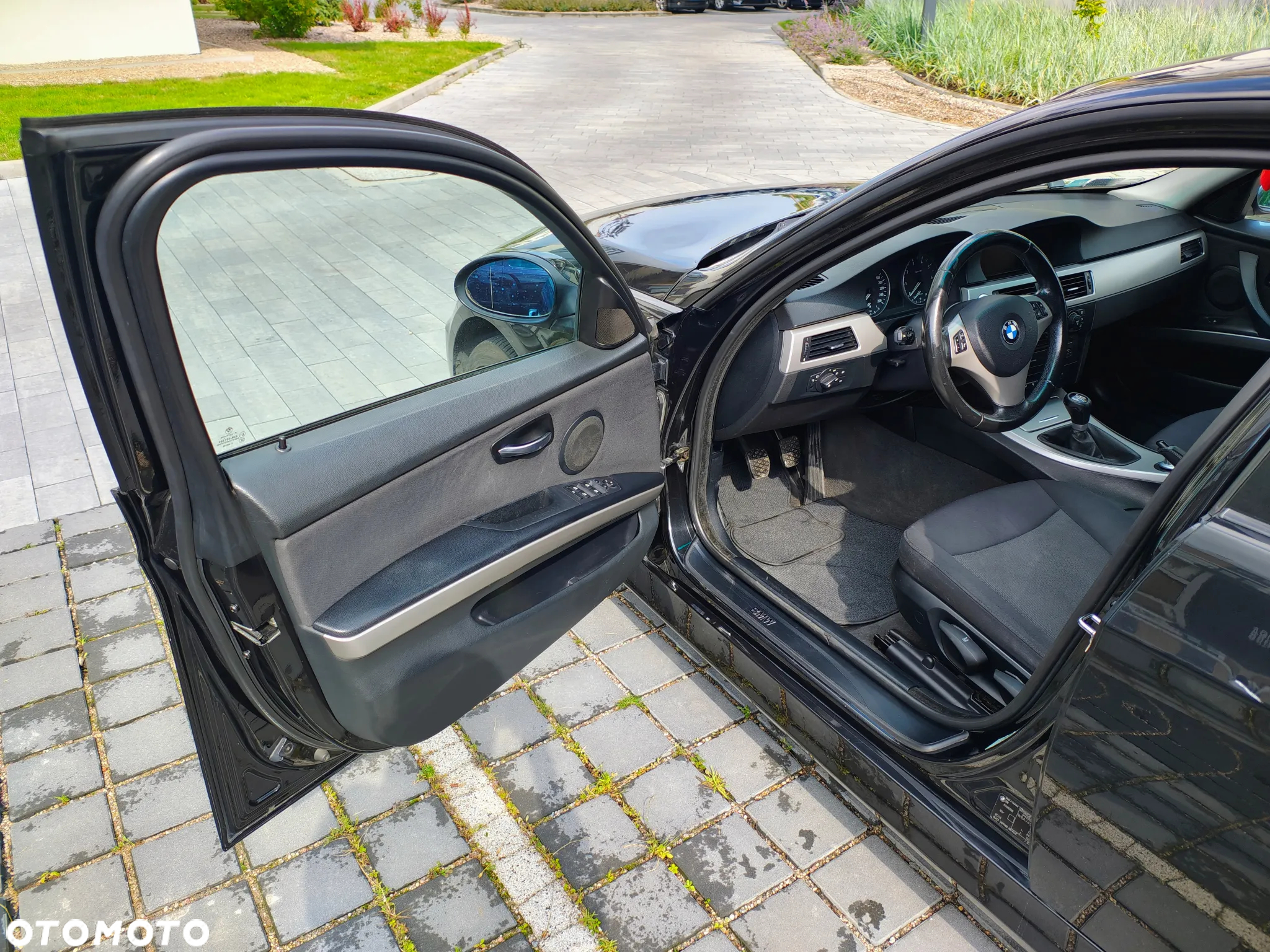 BMW Seria 3 318i - 13
