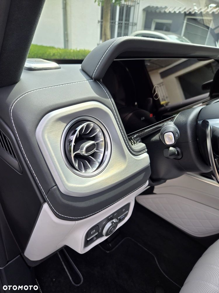 Mercedes-Benz Klasa G AMG 63 AMG Speedshift 9G-TRONIC Exclusive - 12