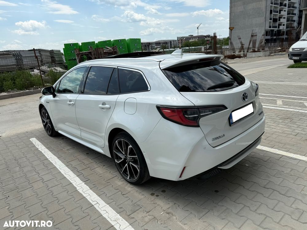 Toyota Corolla 2.0 HSD Exclusive Plus GR Sport Bi-Tone - 3