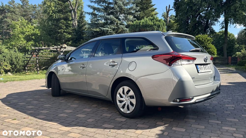 Toyota Auris 1.6 Comfort - 5