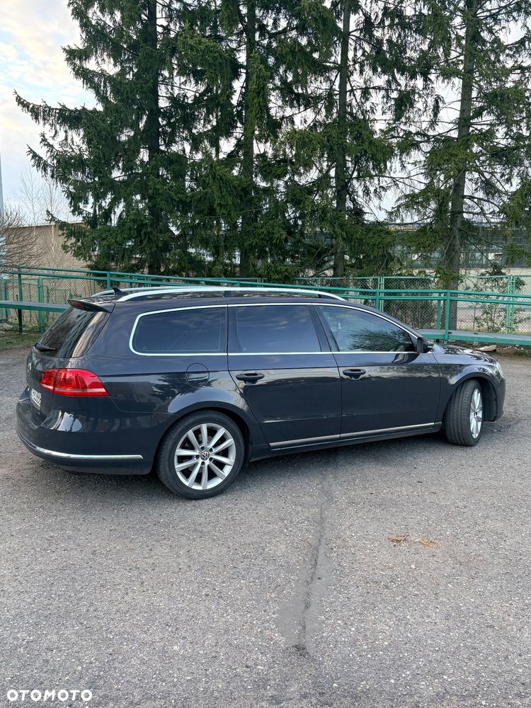 Volkswagen Passat 2.0 TDI DPF DSG Highline - 4