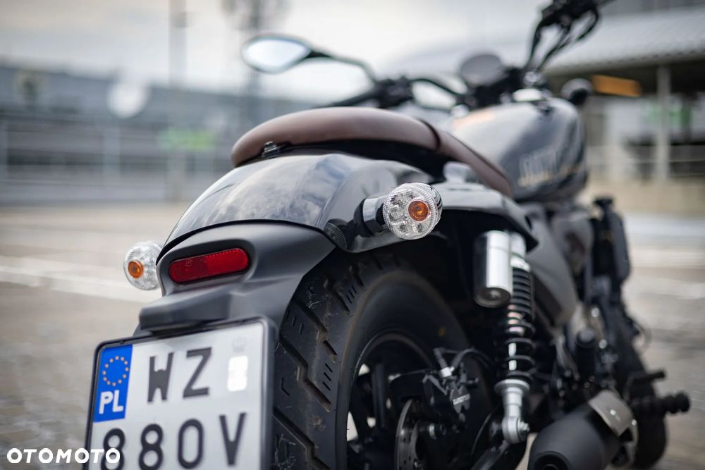 QJMOTOR SRV 125 - 19