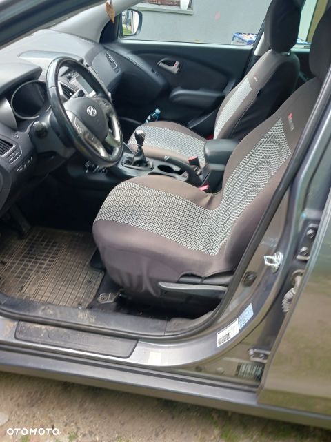 Hyundai ix35 - 10