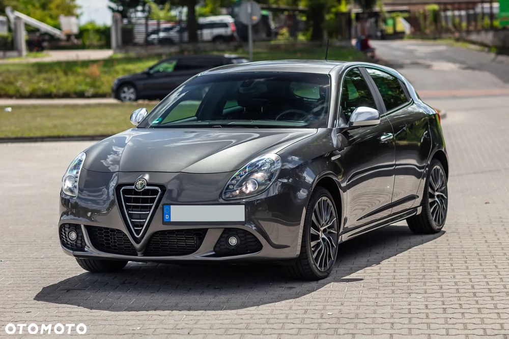 Alfa Romeo Giulietta 2.0 JTDM 20V TCT Speciale - 3