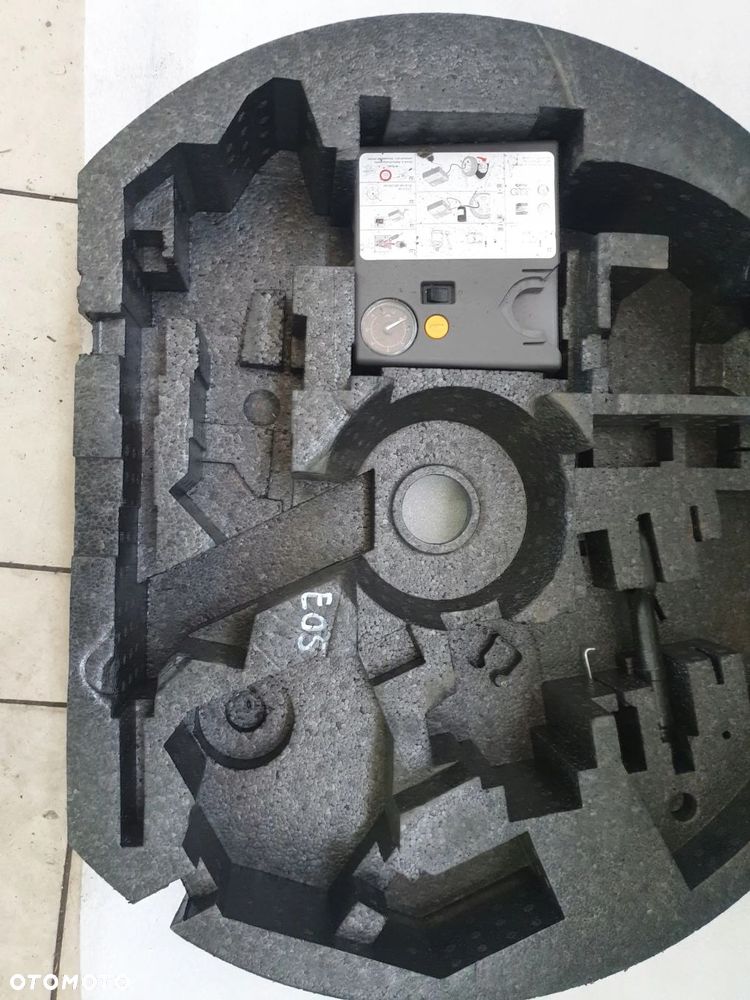 EOS STYROPIAN WKŁAD PIANKA BAGAŻNIKA KOMPRESOR - 4