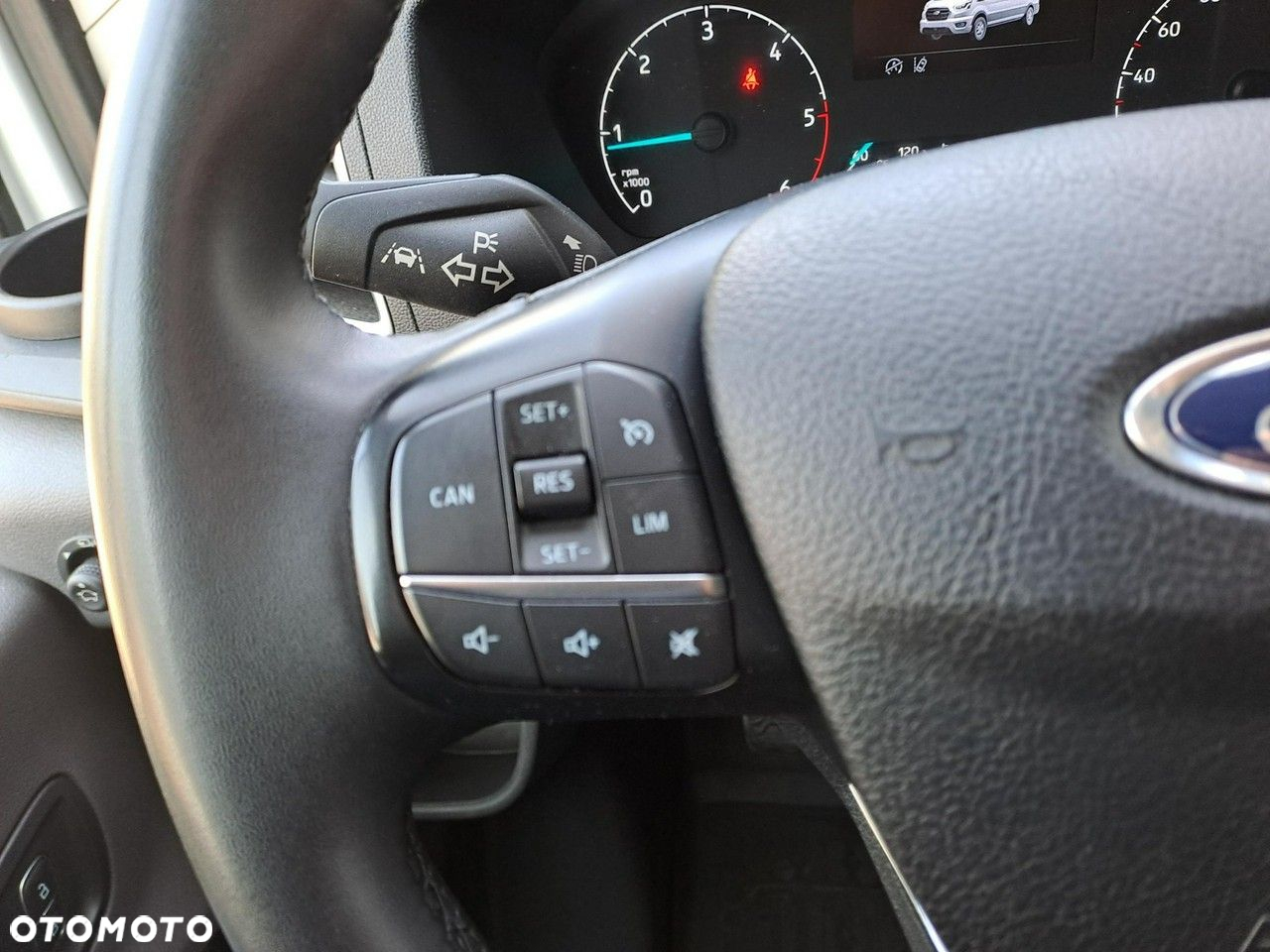 Ford Transit - 21