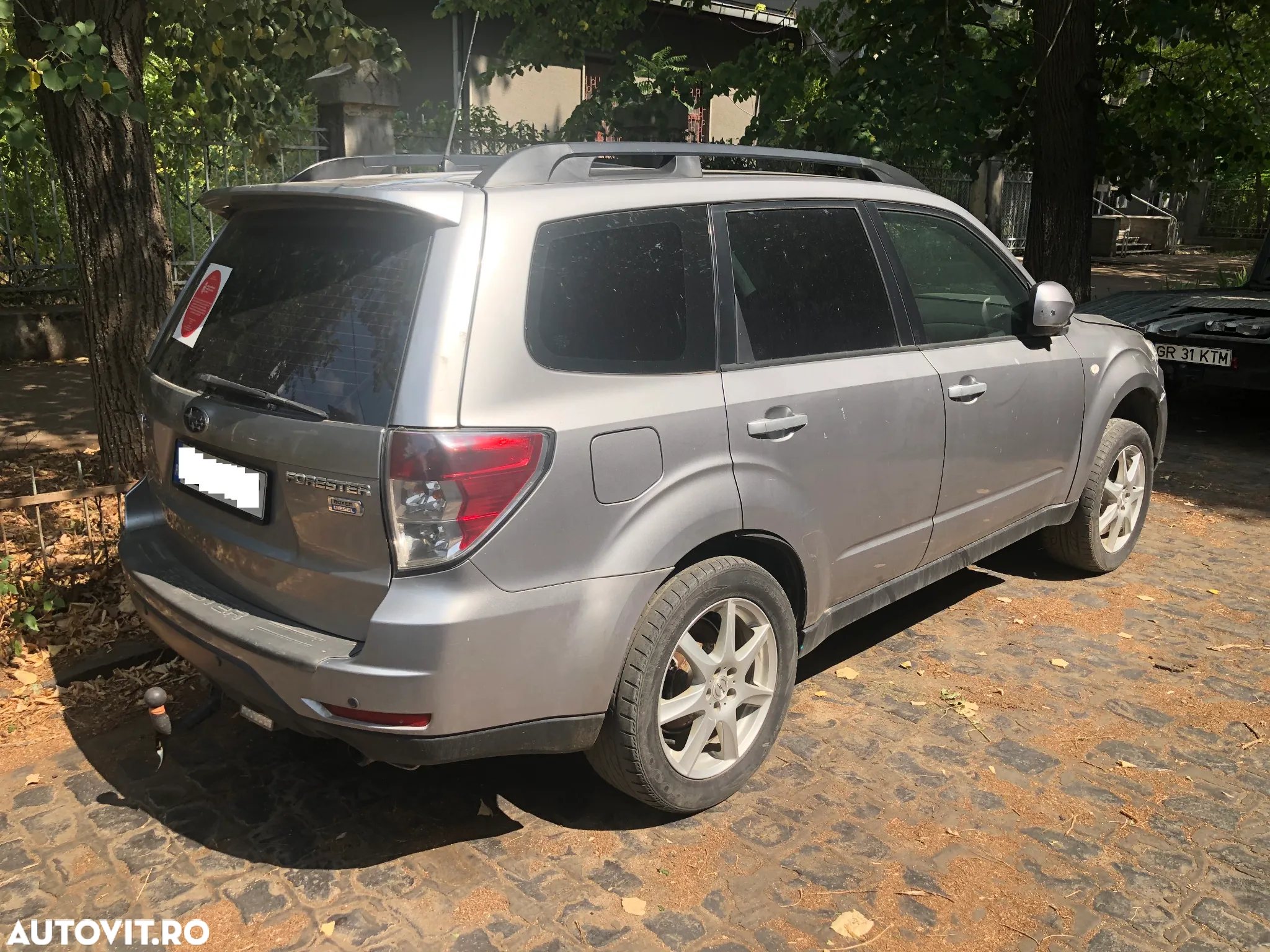 Dezmembrez Subaru Forester SHD 2009 2.0 diesel gri argintiu - 4
