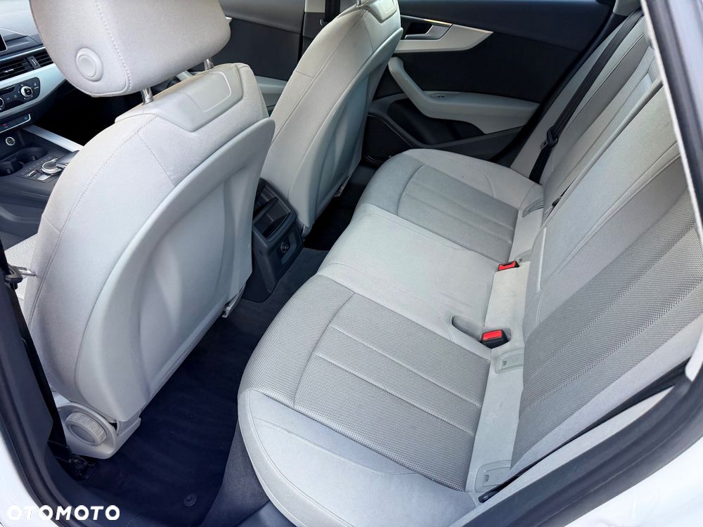 Audi A4 Avant 2.0 TDI DPF multitronic Attraction - 18